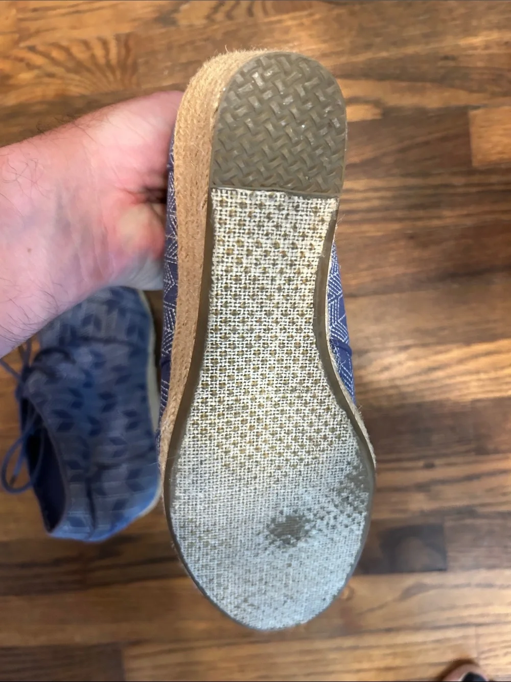 Toms wedge shoes